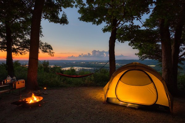 Comment choisir un réchaud de camping adapté pour les conditions venteuses?
